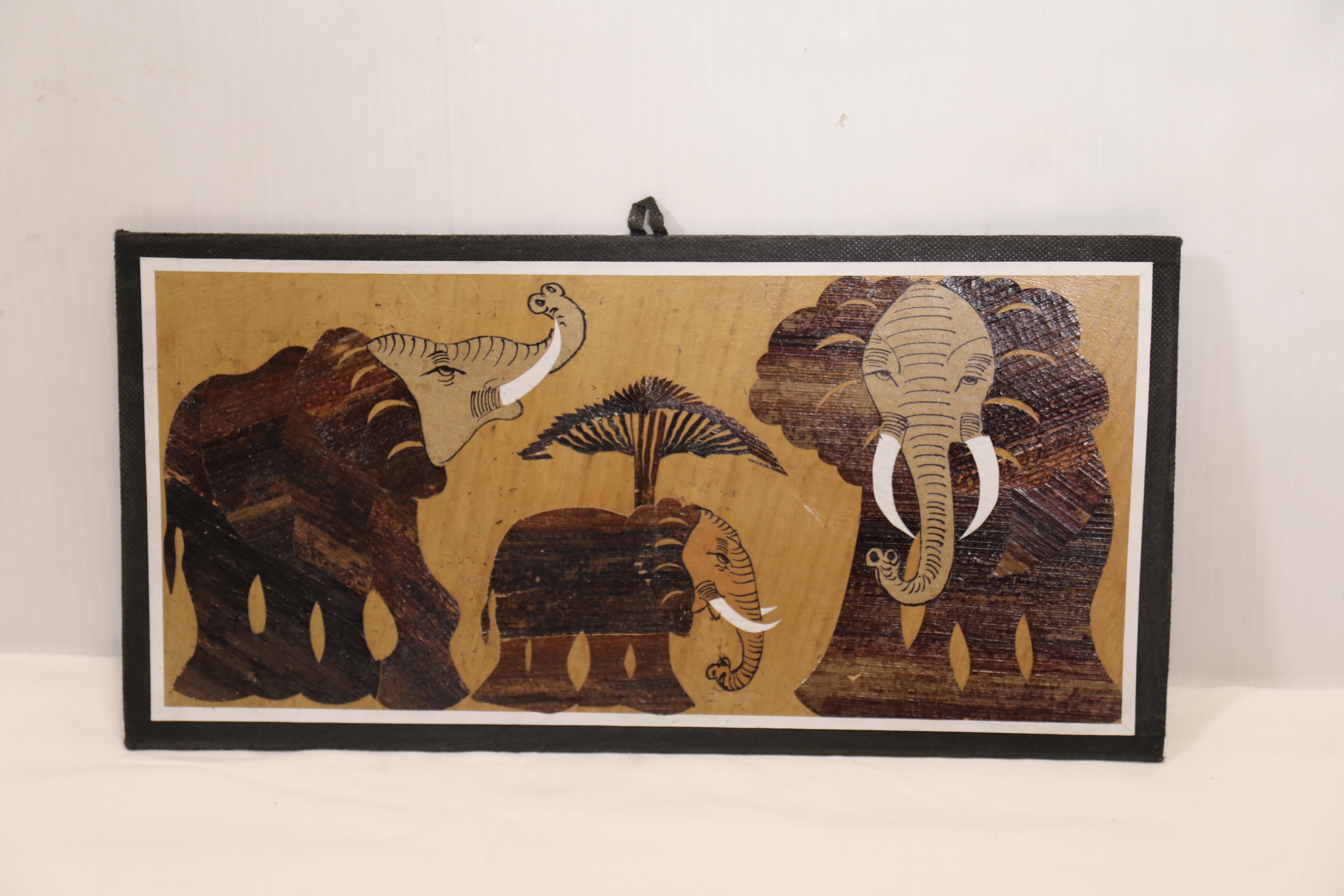 3 Elephants Banana Leaf Art